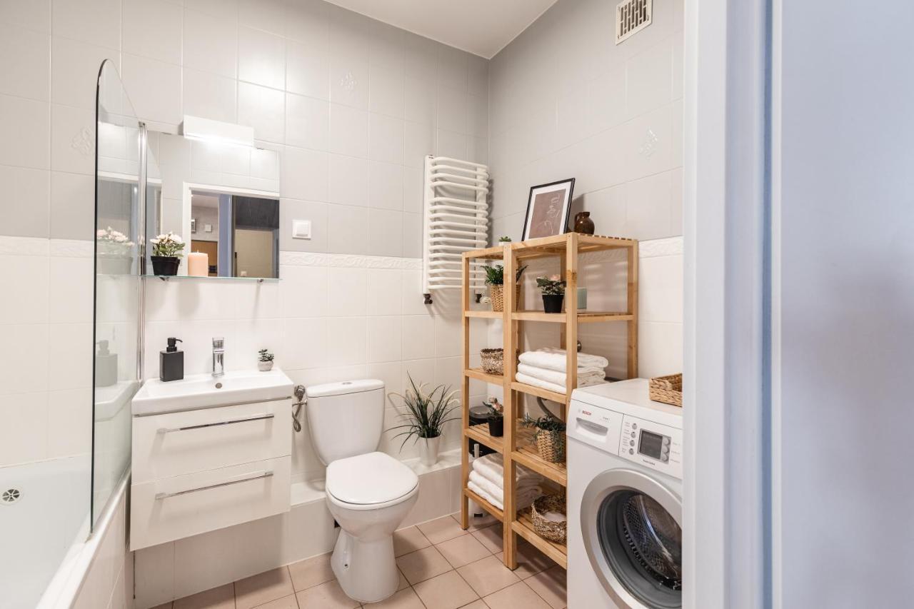 Superapart Polnej Rozy 1 Apartman Varsó Kültér fotó